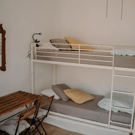 Rostelbem بيت شباب