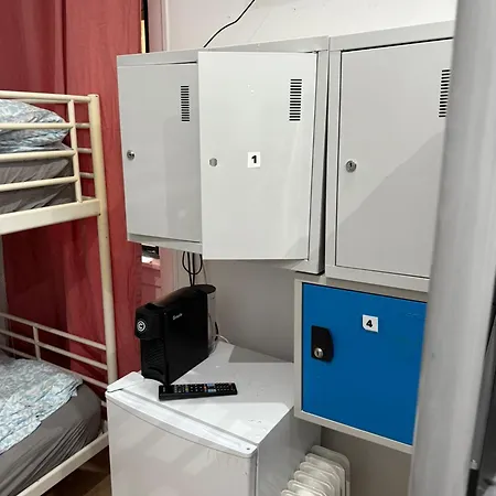 بيت شباب Rostelbem *