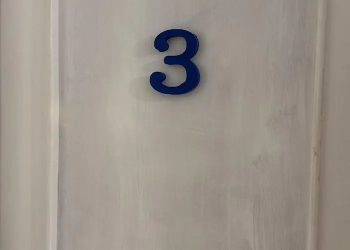 بيت شباب Rostelbem *